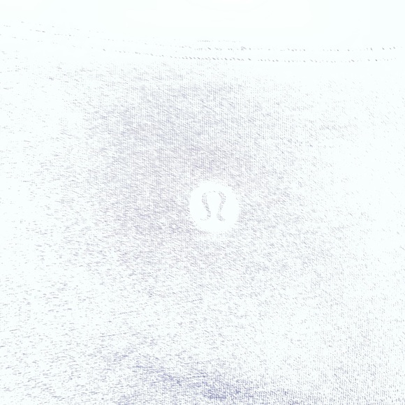 LULULEMON T SHIRT - Picture 3 of 3